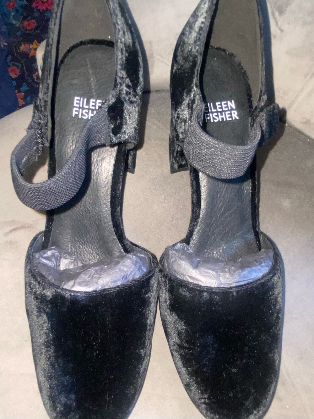 Eileen Fisher Black Velvet Mary Jane Block Heel Shoes Size 8.5